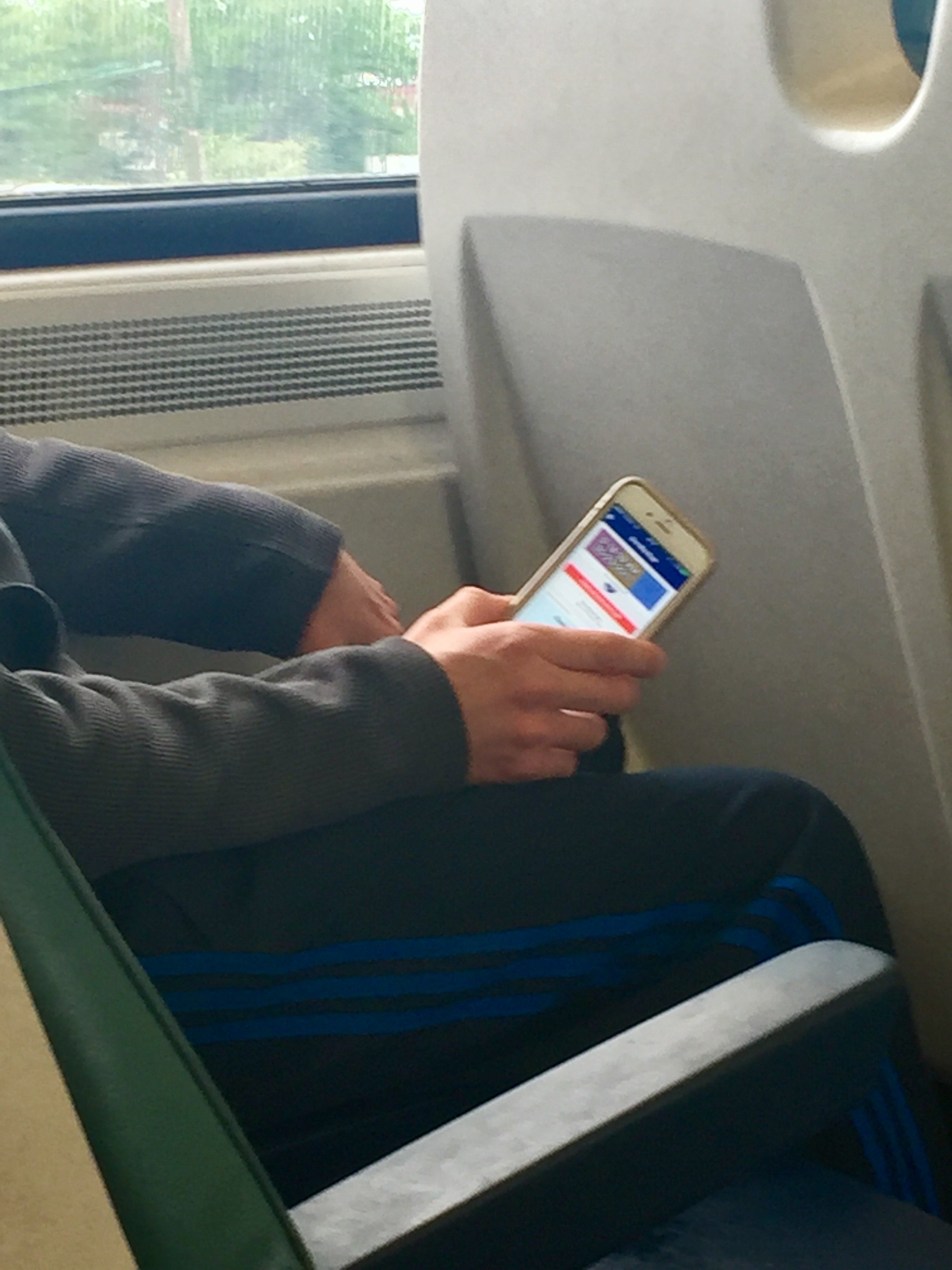 lirr-on-twitter-braddigan89-they-stay-active-for-the-duration-of-the