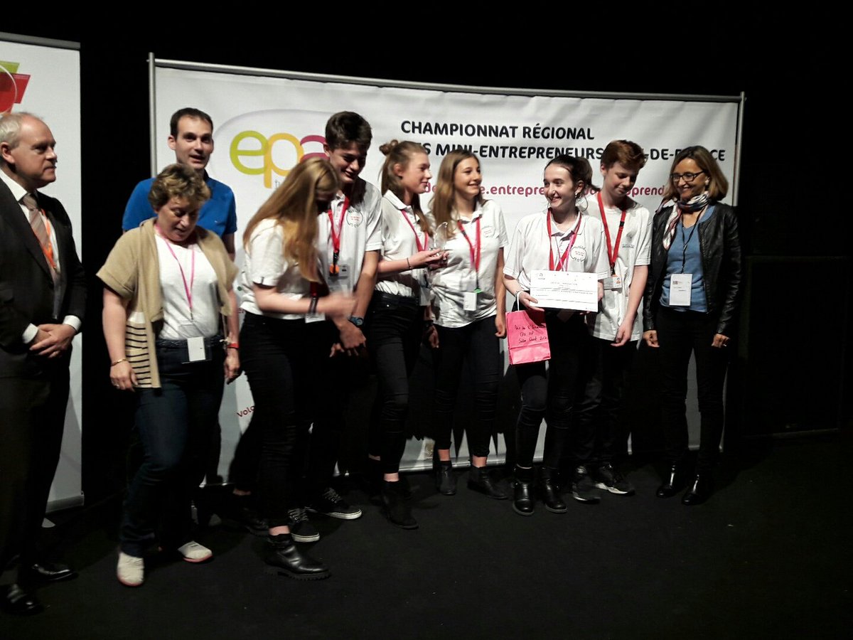 LesIdeateurs's tweet photo. Prix de l'innovation remis à  la #MiniEntrepriseEPA @wast_not  #SR2017EPAIDF @MetLife https://t.co/XZQjALpD70