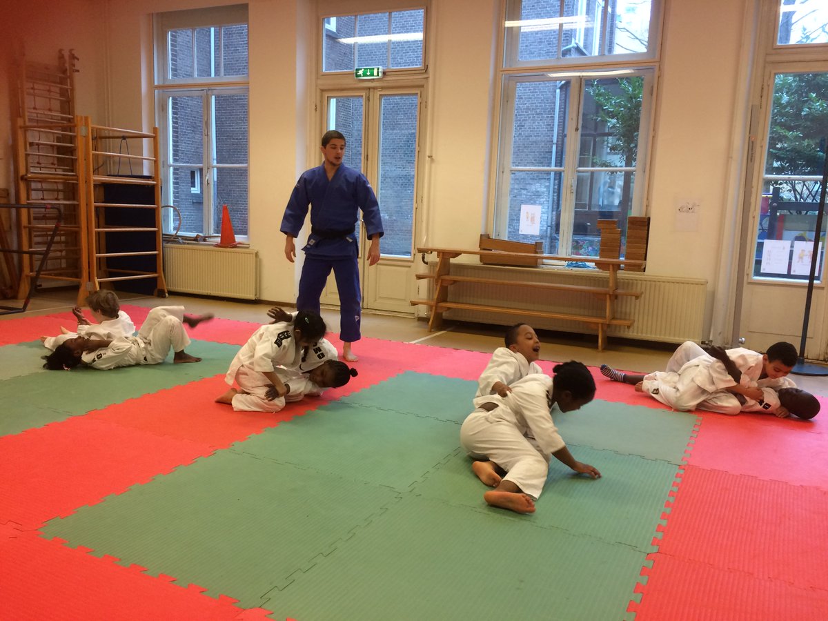 MennoGarrett's tweet photo. Wij zijn op zoek naar een enthousiaste collega voor de functie combinatiefunctionaris Judo! #vacature #Sportservice
https://t.co/9DiRyqz0Zb https://t.co/Za6mt3V18o