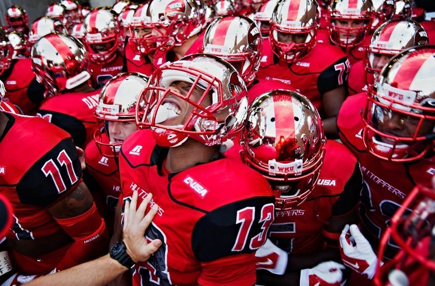 Newera_C1's tweet photo. Truly blessed to receive my first offer from Western Kentucky University🔴⚫ #GoHilltoppers https://t.co/xpZFTbwoij