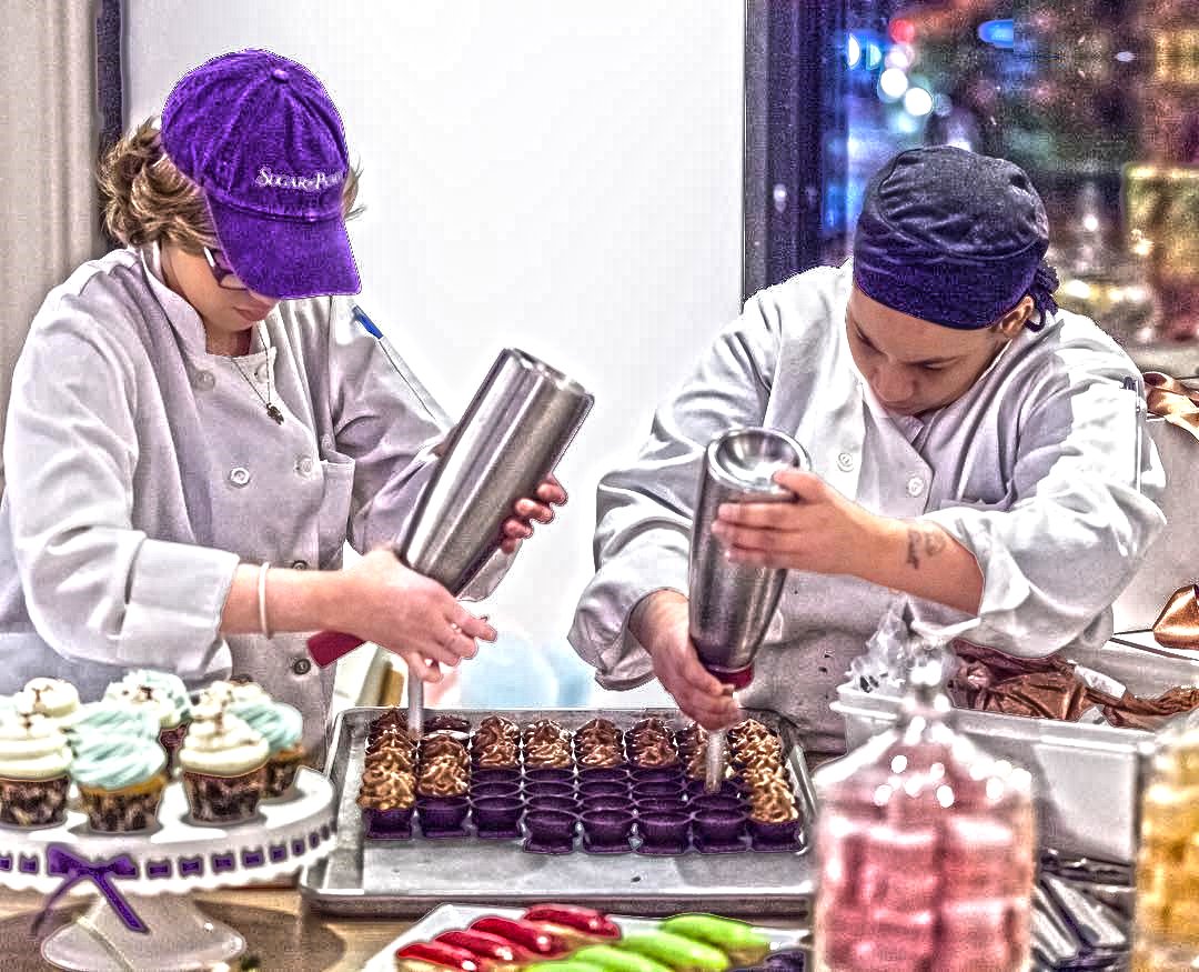 #SugarAndPlumm's #Cupcakes are baked fresh everyday!