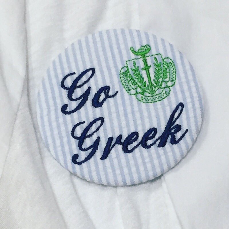 TGcreations's tweet photo. Go Greek 💙 #tailgatecreations #sororityrecruitment #panhelleniclove #gogreek #seersucker https://t.co/UXd7gRo6dE