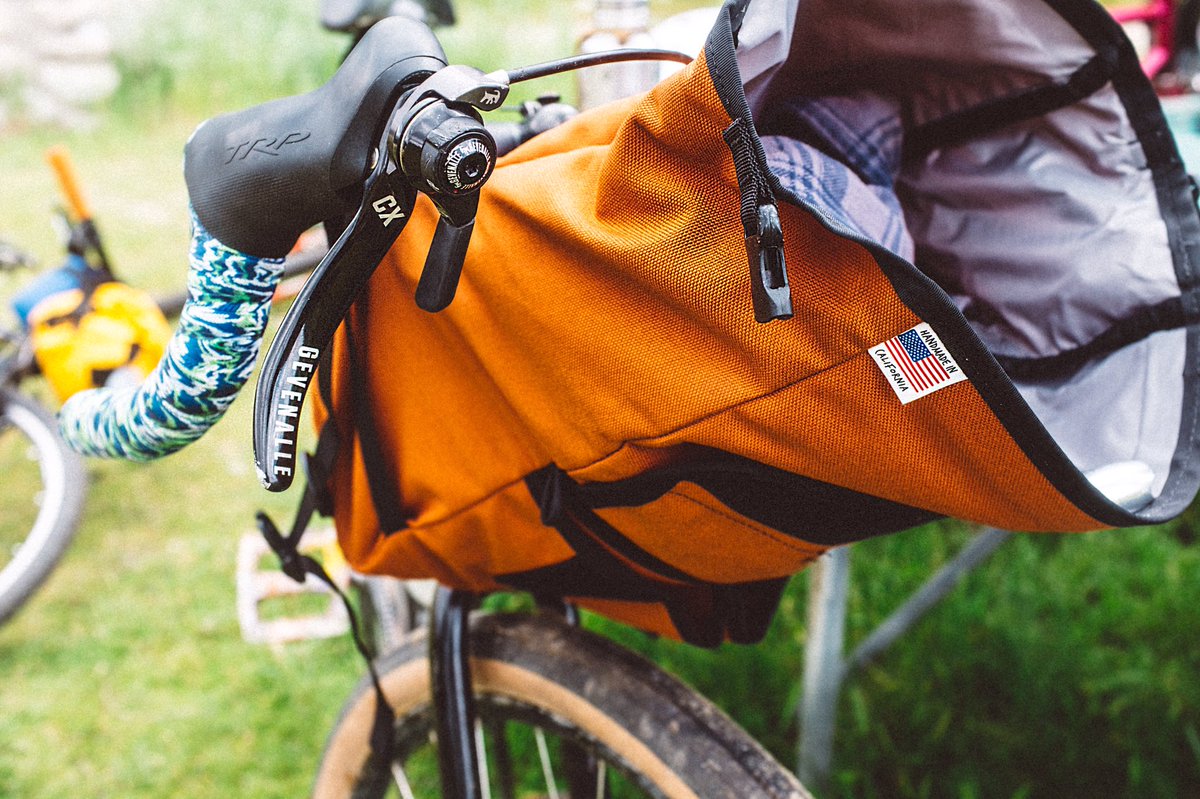 CreateFolly's tweet image. Have you checked out #roadrunnerbags site lately? It's filled with all types of jammer goodness roadrunnerbags.us