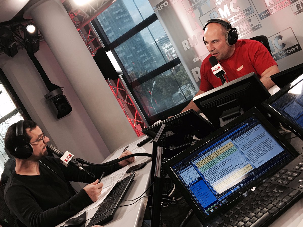 Dans demie heure ⏱ On reçoit <a href="/camaradjibril4/">Camara Djibril</a> ! 🏉 
Suivez l'émission ici 📻bit.ly/1Bnw05e #rmclive