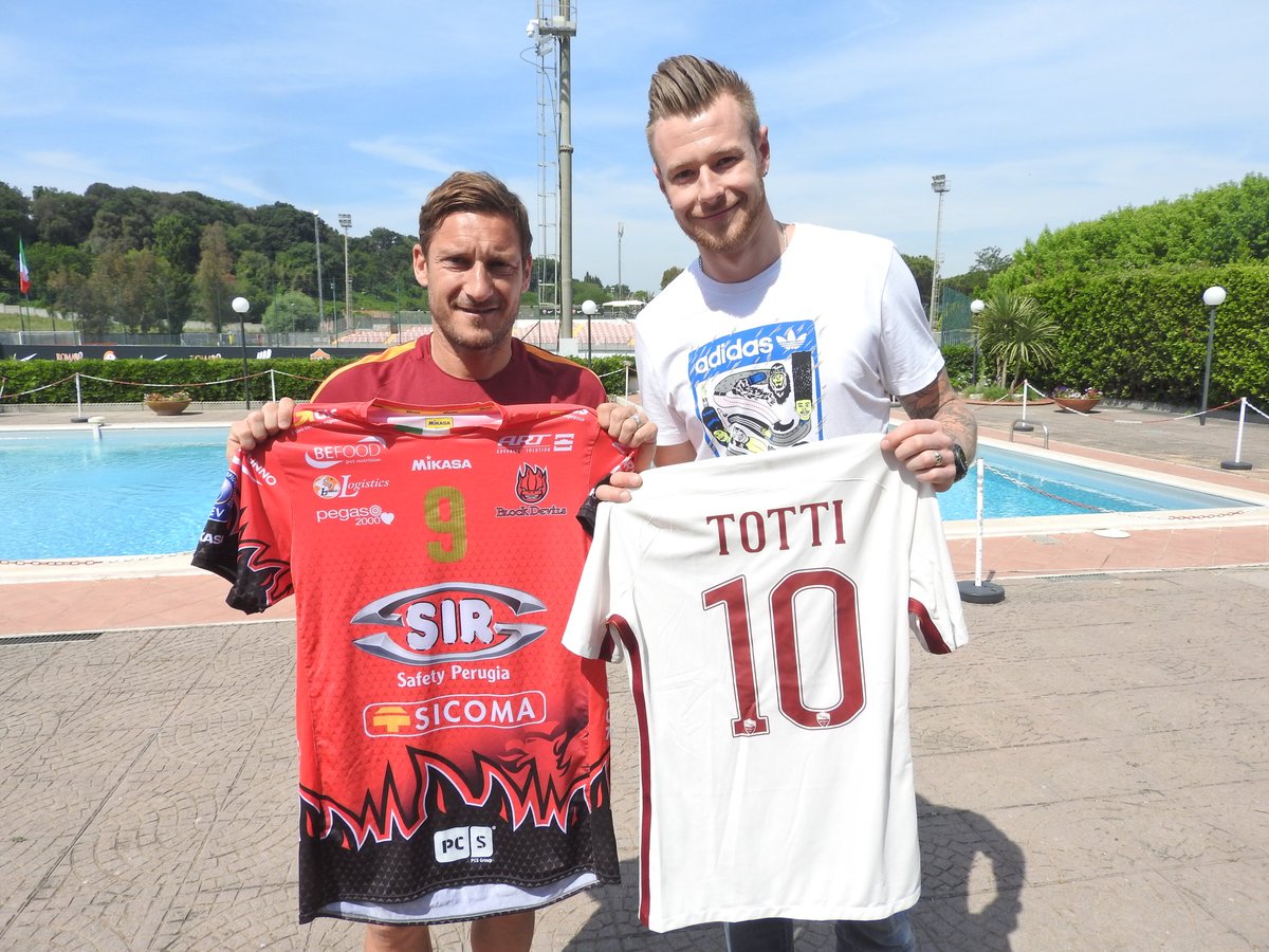 Grazie Francesco <a href="/Totti/">Francesco Totti</a> per il tempo trascorso insieme.. sei unico!