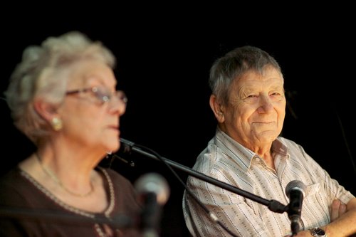 Re_Live_Org's tweet photo. Living with #dementia? Looking for something positive, welcoming &amp; creative? Free taster session @chaptertweets 10-12 tomorrow. Come along! https://t.co/L85z0jdifH