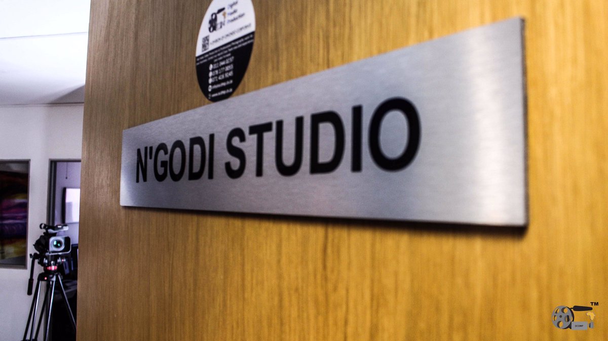 followocdmp's tweet photo. We at OCDMP shoot breathtaking content in this Studio. Hire us Now for your next project!
https://t.co/QjXSca8yp4
#ocdmp #production#media https://t.co/NR2xJ85rFo