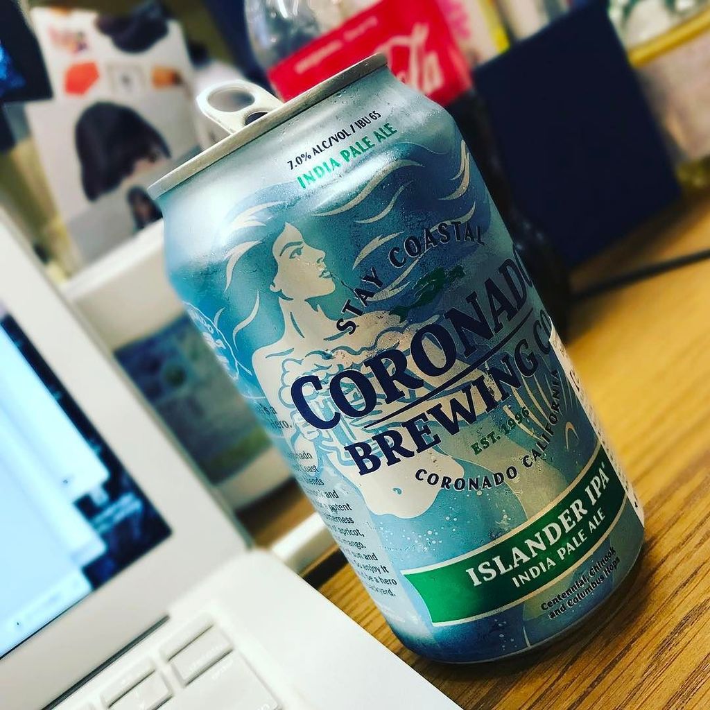 poipoi_amix's tweet photo. ホッと一息(‘ω’)
#breaktime #coronadobrewing #islanderipa #craftbeer #workingnow #beerstagram https://t.co/GH2zORIAMy https://t.co/btSaSQ6hzz