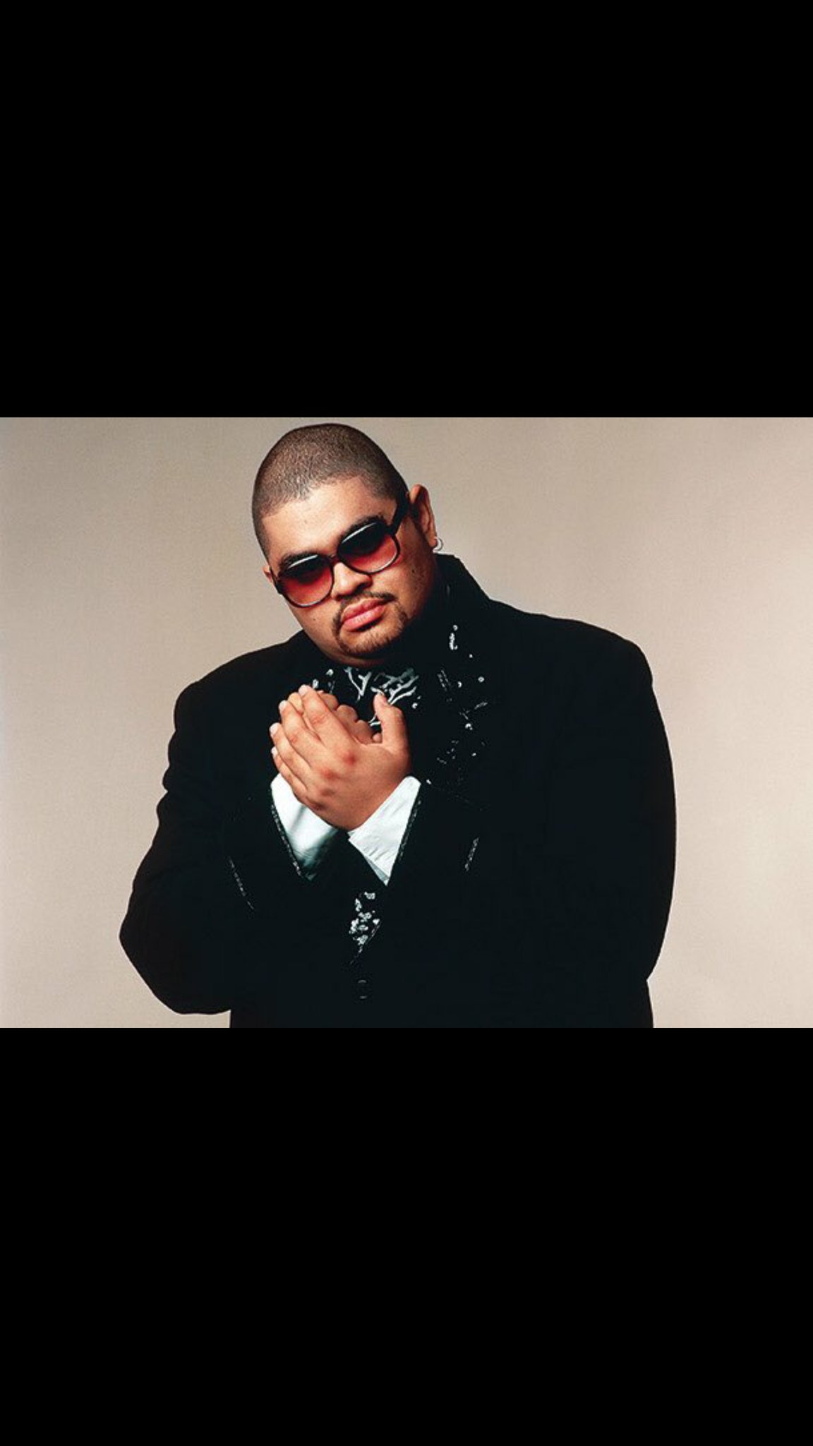 Used to love to watch Heavy D groove. Excellent dancer. Happy Birthday. You\re still missed. 
