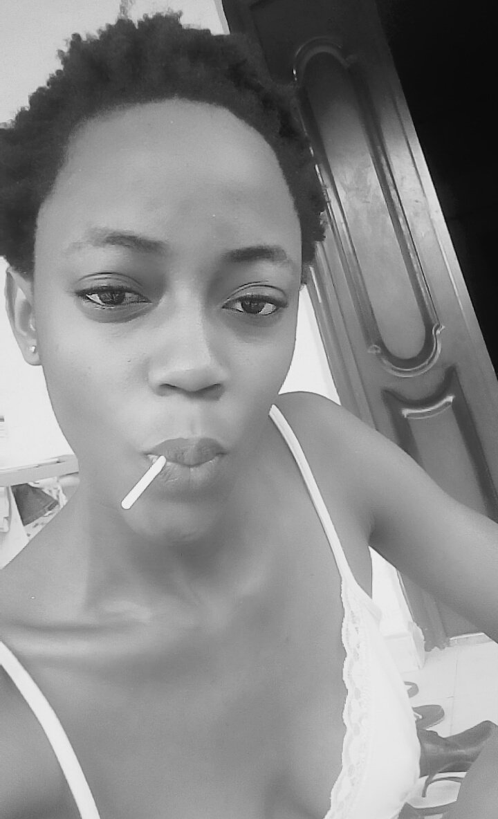favour_favie's tweet photo. Someone should come and use me for ritual biko https://t.co/8rTTL3DtR5