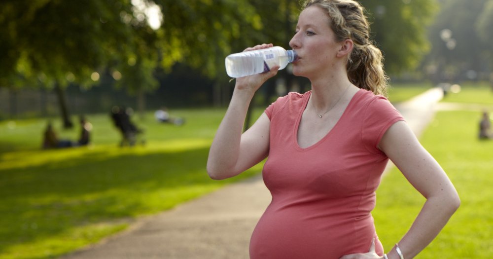 It's getting warm this week, so check out our tips for staying when you're pregnant. ow.ly/D94b30bXGSp
