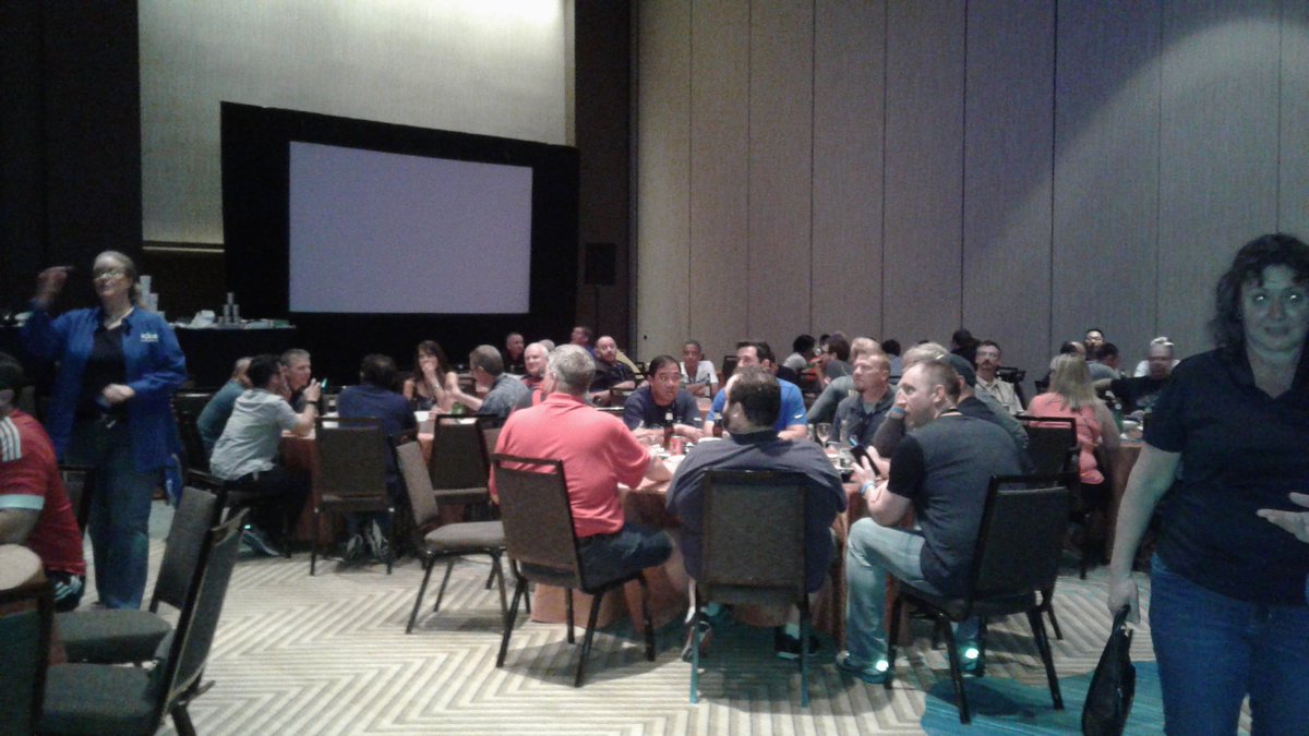 drkmage101's tweet image. #sqlafterdark #DEVintersection fun time at SQL After Dark