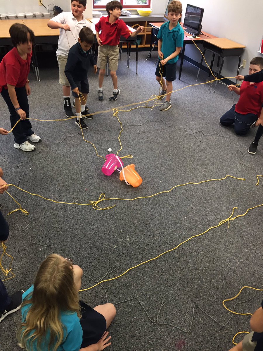 MorahKelly's tweet photo. Sometimes this is what trying to get the 10 Commandments from Sinai to the Mishkan looks like. #Davis3 #Shavuotlikeapirate https://t.co/TkV7vGVwP3