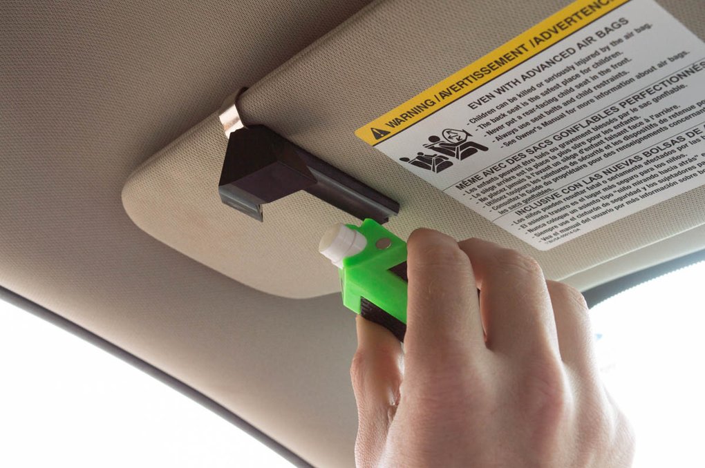 Chapplicator's tweet image. Keep your focus on the road—never fumble for your lip balm again. Chapplicator is a great addition to any road trip! hubs.ly/H07jsZT0