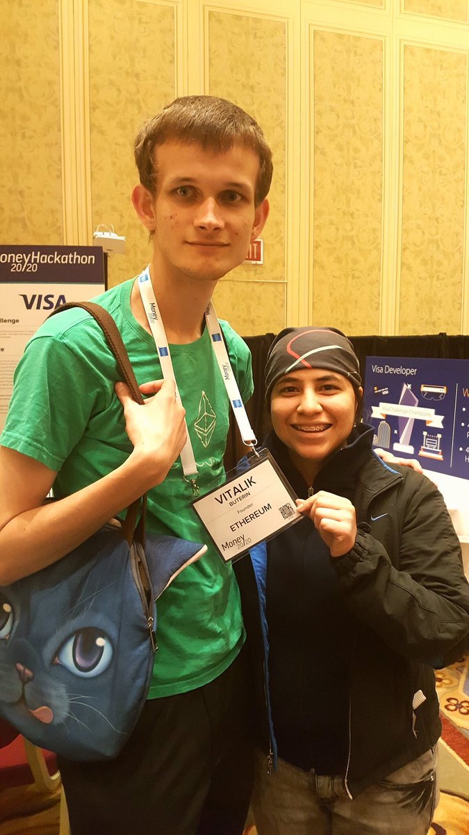 LarryChiang's tweet photo. Argggggg #mitCCbc cc #money2020. Photo credit @cybercodetwins cc #consensus2017 https://t.co/tBUYi0zdG6