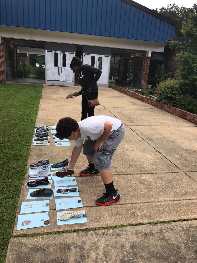 Courtney_RES's tweet photo. RadneyStyle. Using observation skills in a relay https://t.co/DaIUtPQpIy