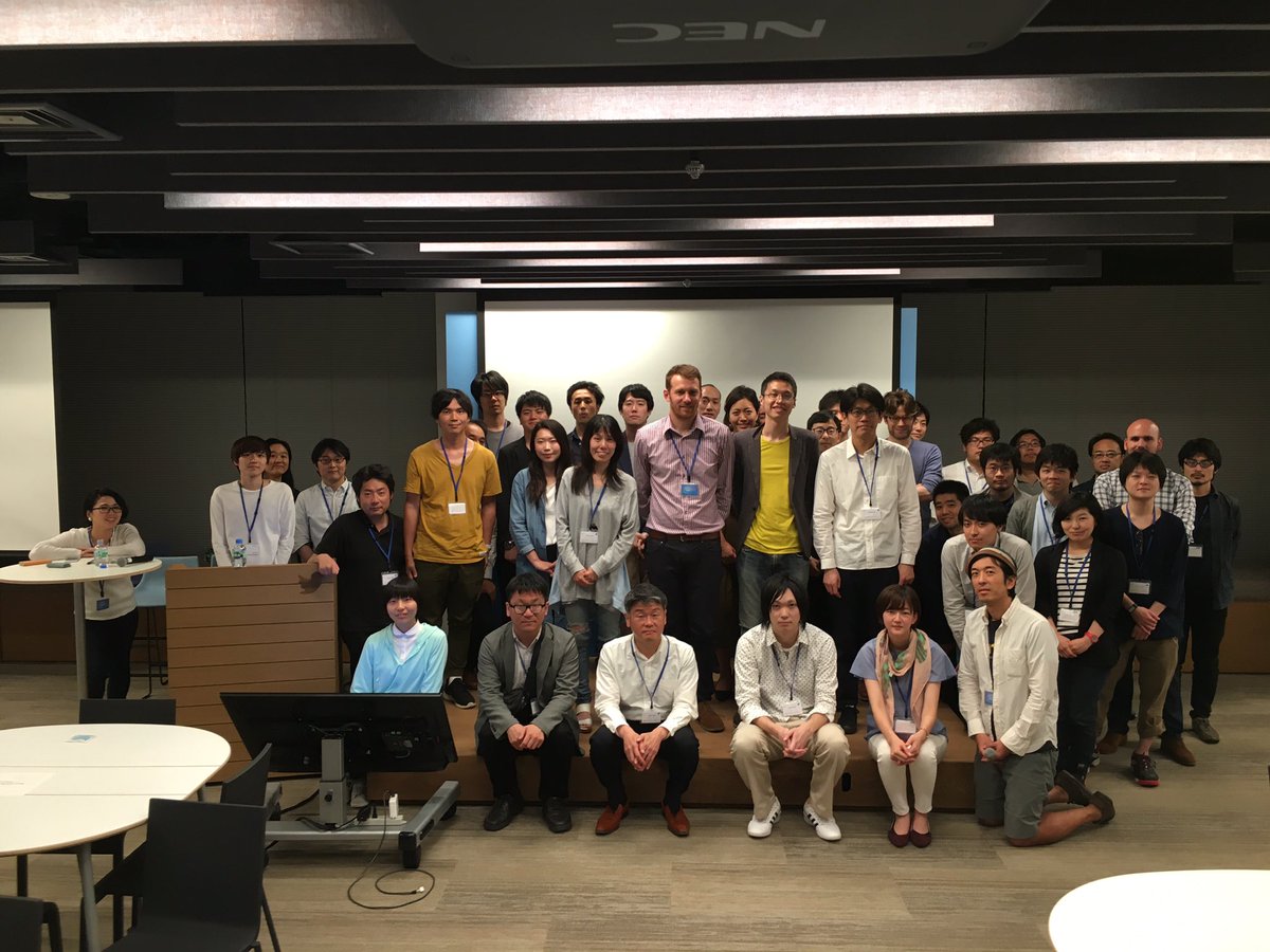 Great crowd at the Tokyo #dataviz meetup #datavizjp