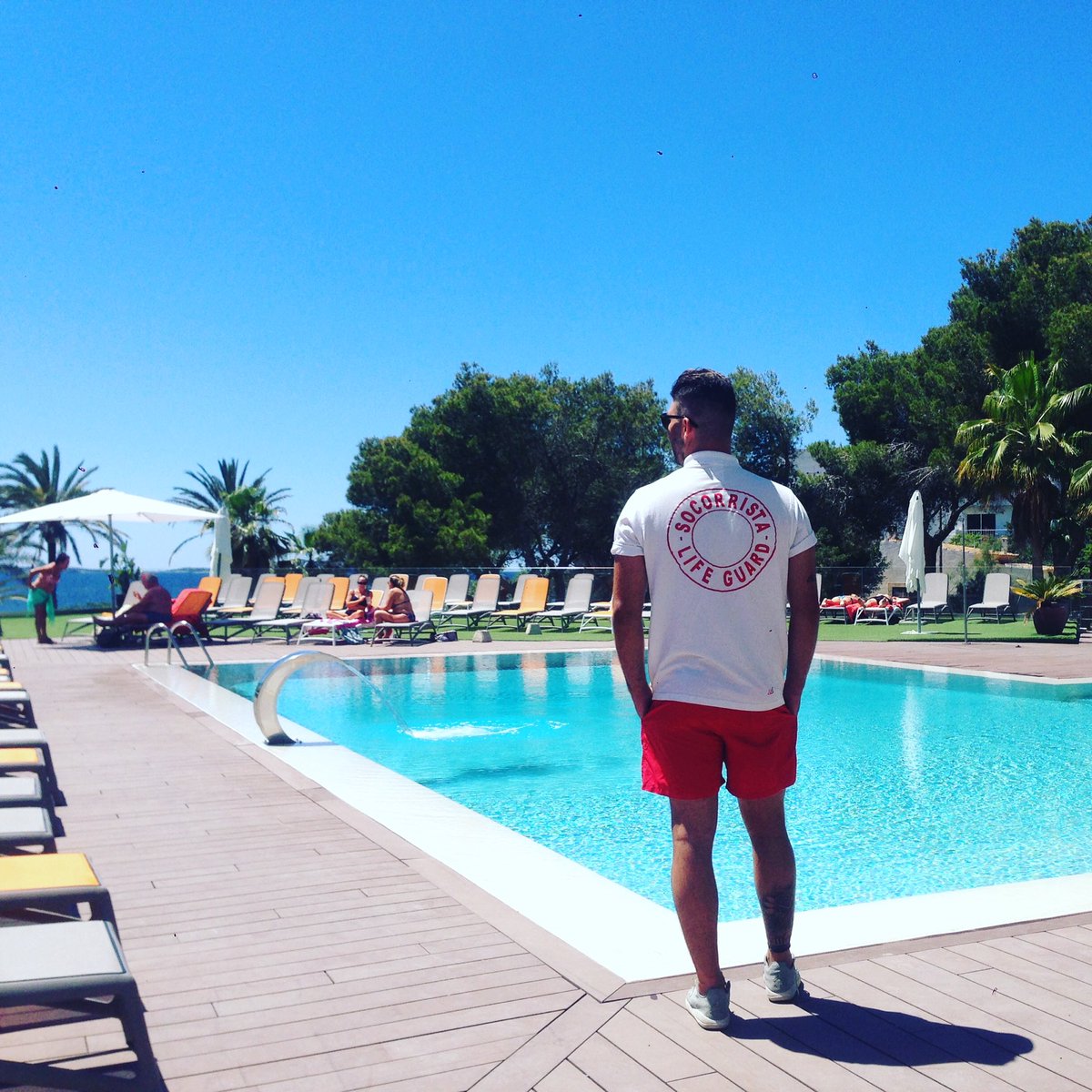 HotelAbrat's tweet photo. Safety first!!
😎💪🏊
La seguridad es lo primero!!
#lifeguard #safetyfirst #socorrista #summer2017 #ibiza2017 https://t.co/7plrg5HuVG