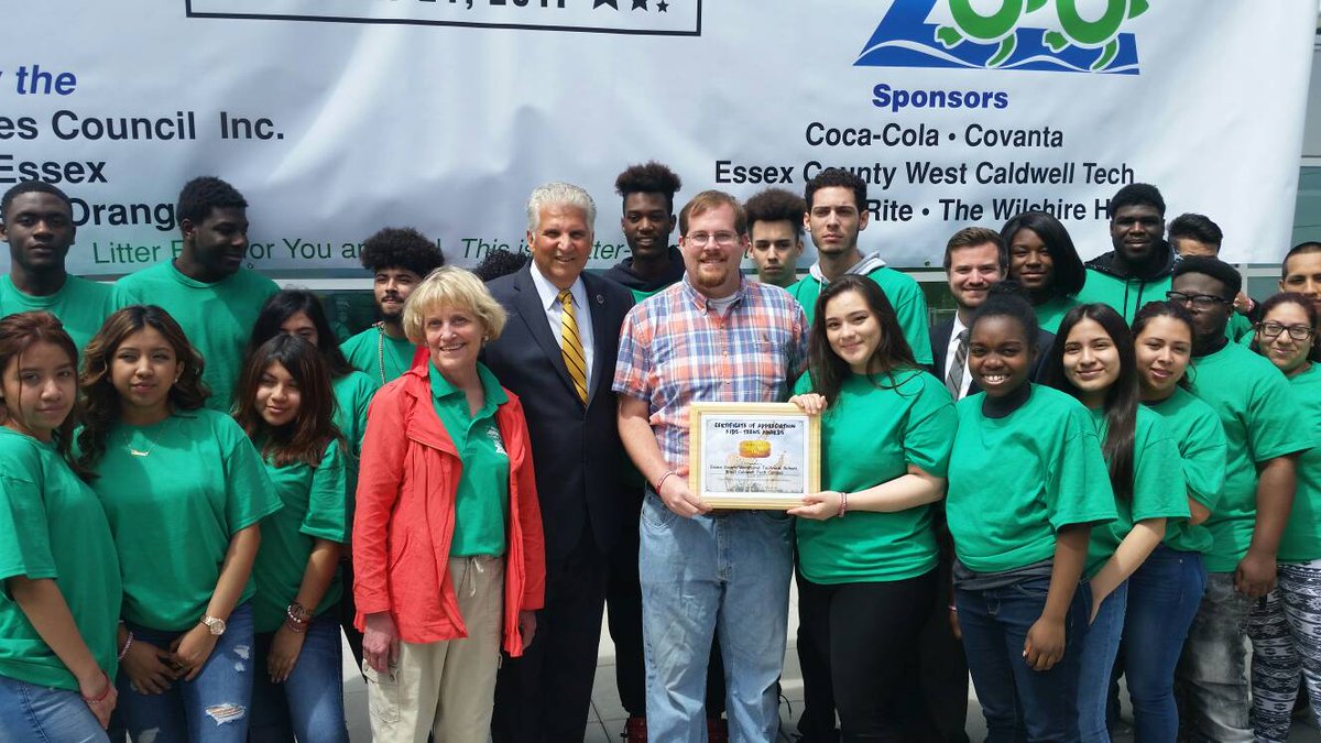 Joe_D_EssexExec's tweet photo. West Caldwell Tech Campus was recognized for their environmental efforts. Clean Communities is great way to raise awareness about nature. https://t.co/i937rIPkEN