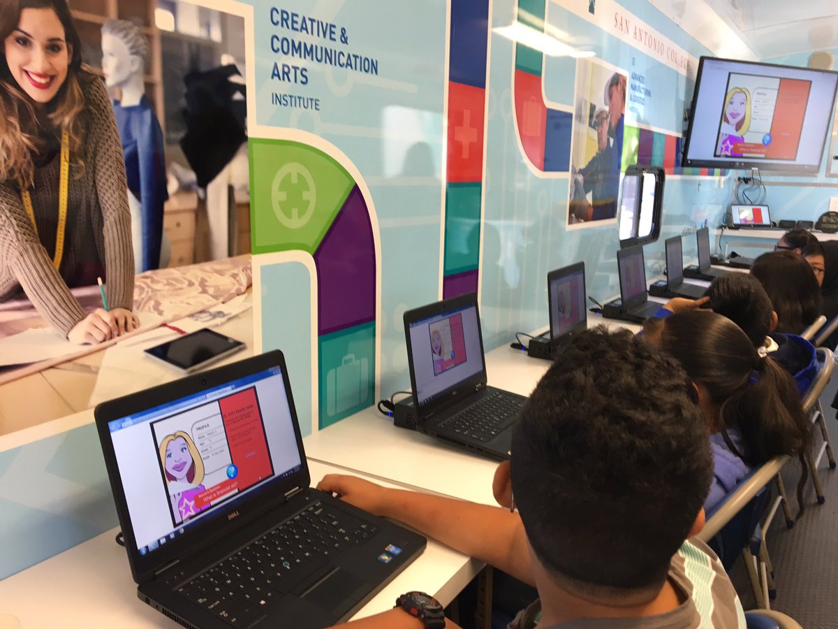 MsOyervides's tweet photo. Thank you @AlamoColleges1 for bringing the Mobile Go Center to 5th graders at @NISDmartin!  #ThinkCollege #goals #learning https://t.co/e7tCtkc3uC