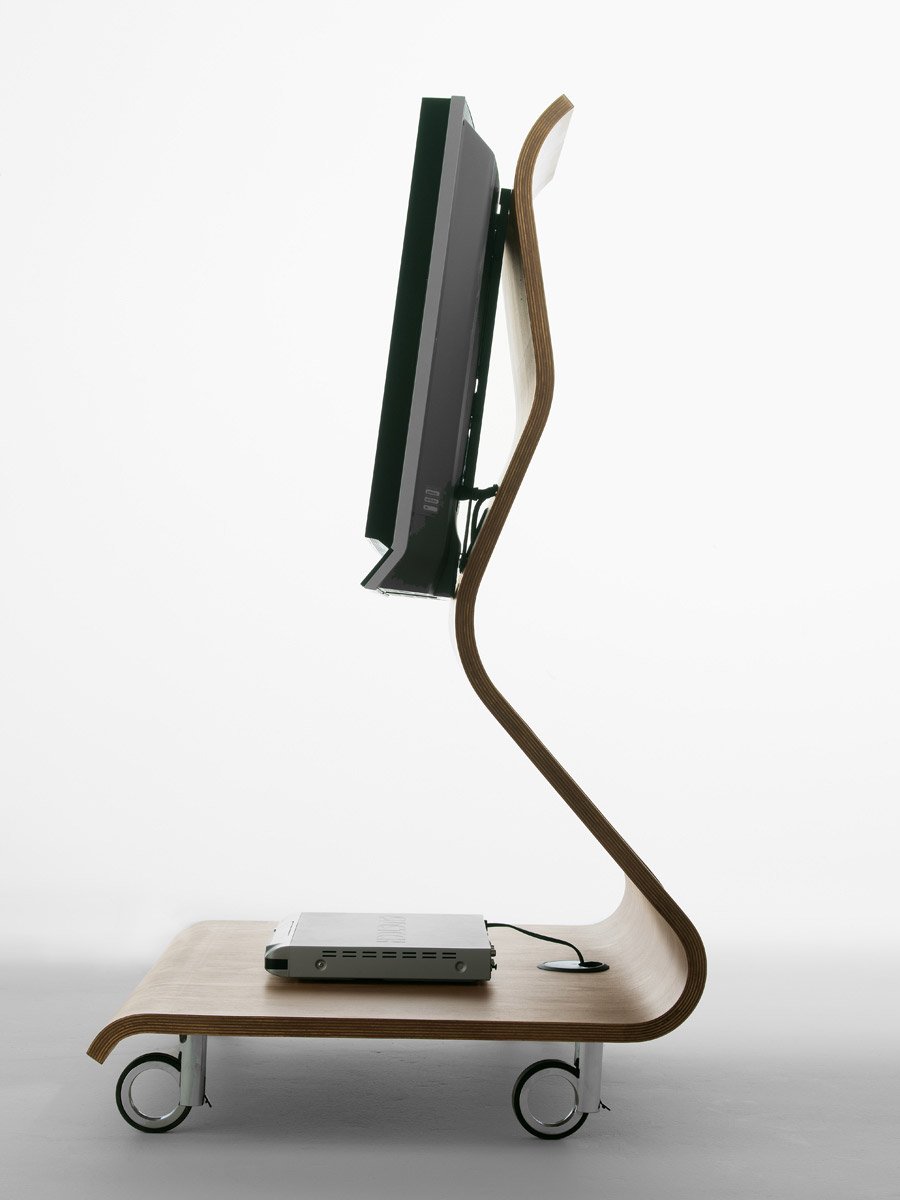 MoscowDC's tweet photo. Тумба под телевизор Cobra от Mario Bellini, 2006
#moscowdesigncenter #mariobellini #cobratvstand #design #architecture #interior https://t.co/YKt5qmnZll