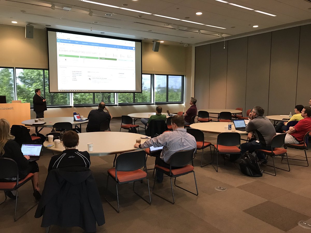 BryanDyn365's tweet photo. @srjelinek from @ArcticIT presenting on Business Process Flows.  #CRMUG #CRMUG_Dakotas https://t.co/gU9ldvtfae