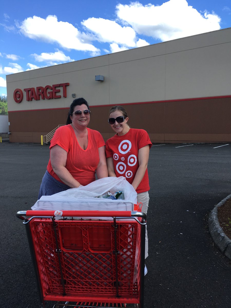 Had a great time volunteering last week for target!!!  #g198givesback #dontlitter
