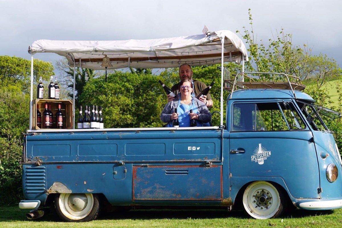 PoltimoreFest's tweet photo. ★ATTRACTIONS★ We welcome @splitscreenbar to Poltimore: 2 professionally trained individuals, 1 VW Campervan and a bar. It's cocktail time! https://t.co/9gzGaC2Gym