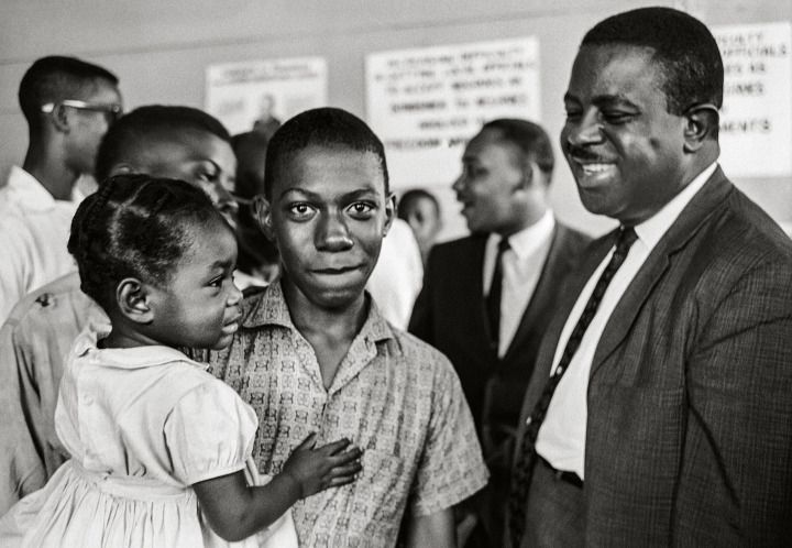 21progress's tweet image. Unpublished Photographs of Civil-Rights Icons Highlight James Baldwin's Role as 'Spiritual Historian via @TIME buff.ly/2qfOPW1