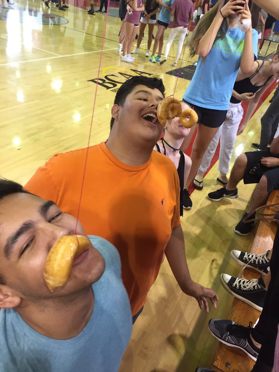 msdclassof17's tweet photo. 🍩🍩🍩 https://t.co/QdfpGSSmyH