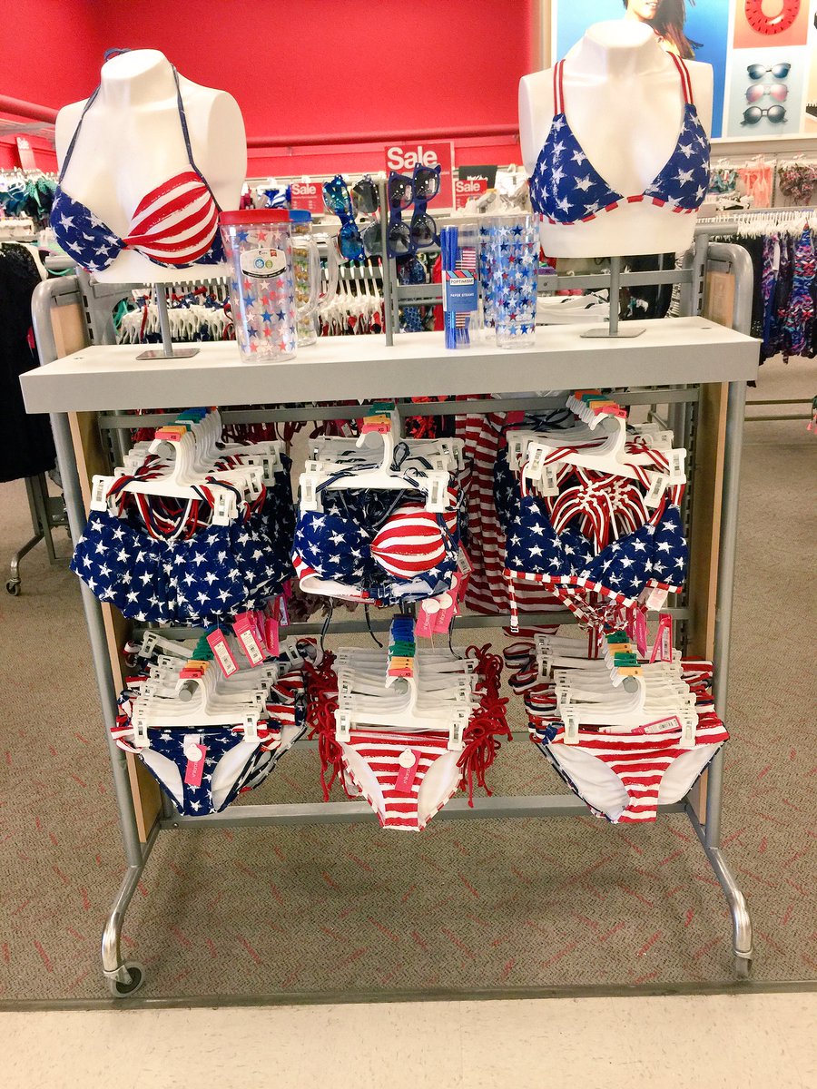 VML_Dana's tweet photo. T1463 is ready to help you celebrate Memorial Day! #longweekend #redwhiteandblue #TargetStyle https://t.co/Atinx2SMKY