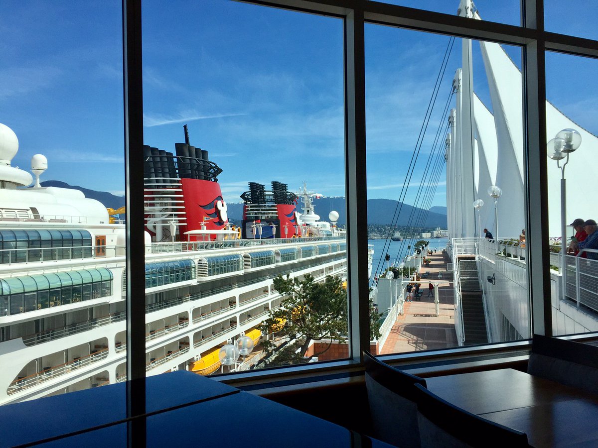 panpacificvan's tweet photo. Great views from our Coal Harbour Bar: Disney Wonder cruise ship, Five Sails, mountains and water. Can't beat it! via @MurCanada https://t.co/h8qz7WqRMb