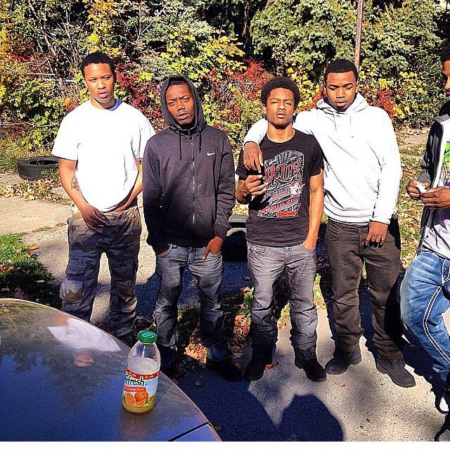 ApplyPressure_'s tweet photo. @Psbent_geepaid Happy B Day Bro #FreeBishop https://t.co/lz0d6VqM2V