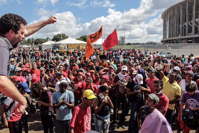 Ver imagem no Twitter Ver imagem no Twitter