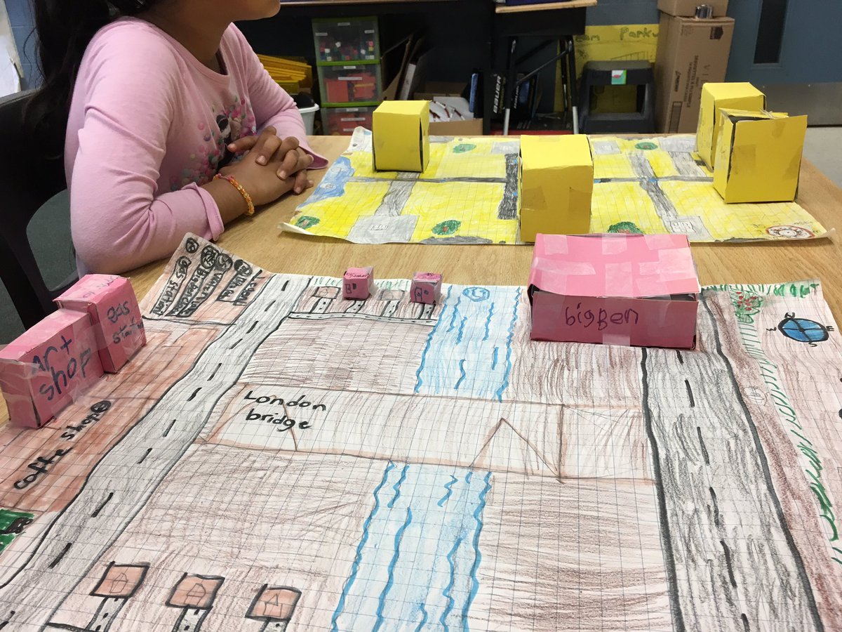 mrsdourmissis's tweet image. Sharing our maps with Gr.1 friends. #3Dfigures #areaperimeter #mapping #globalcommunities #integration