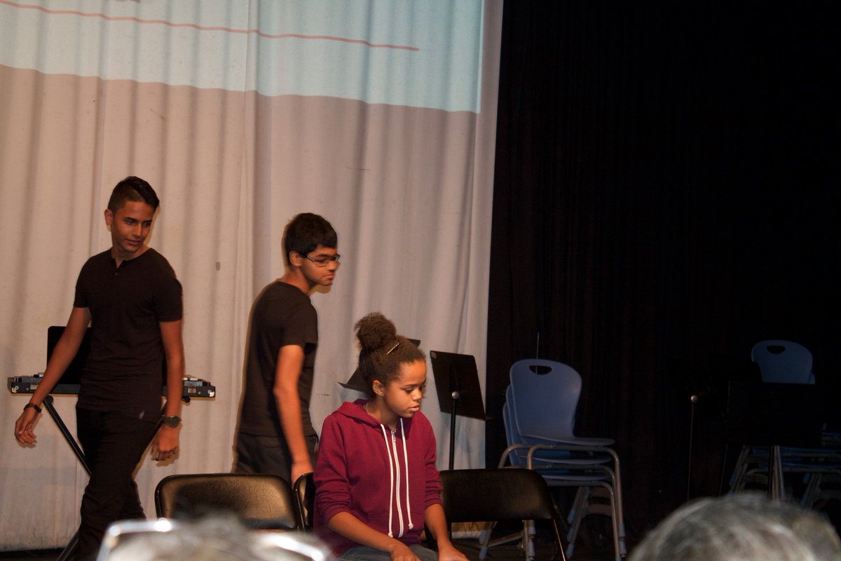 istafrica's tweet photo. MYP Arts Showcase was a hit! Congratulations to our students for the hard work and thanks to everyone that came to support them. #gotwigas https://t.co/e0jZWot78B