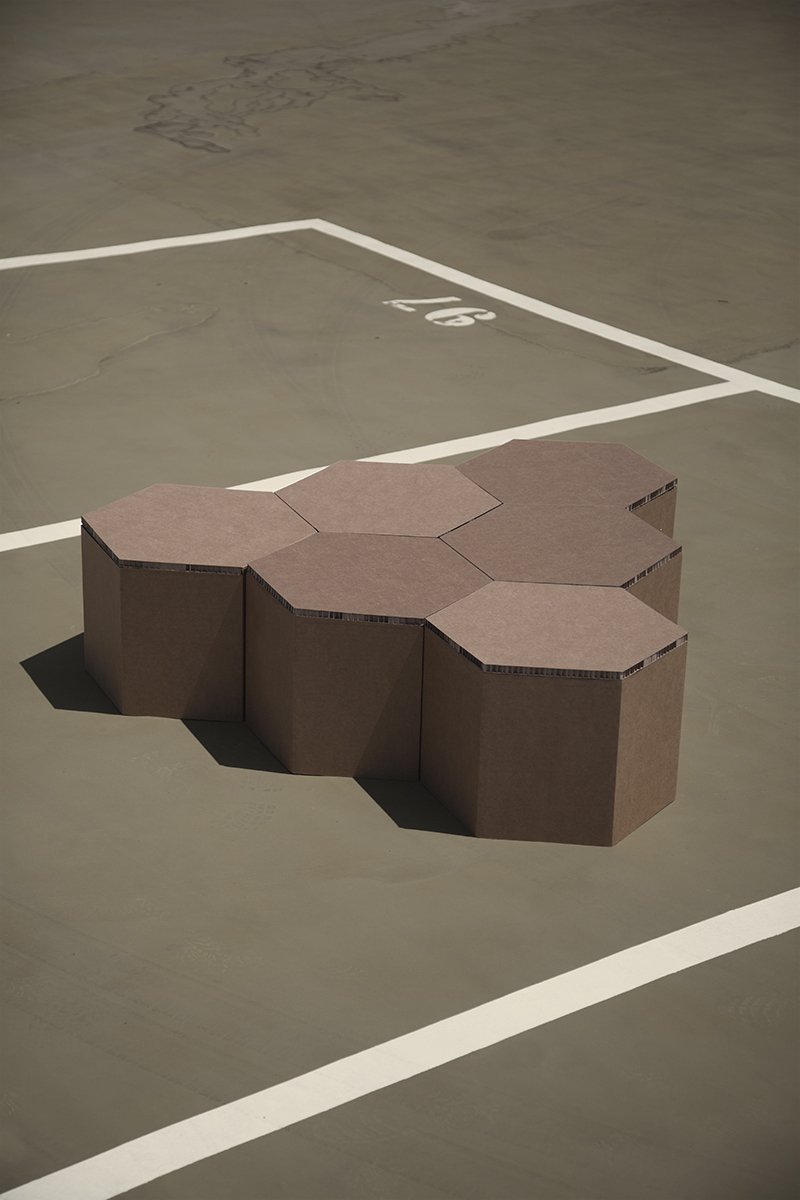 Uno de nuestros muebles mas multifuncional ahora en diferente acabado
Blanco o kraft..... con cual te quedas ? bit.ly/2qkdZSA