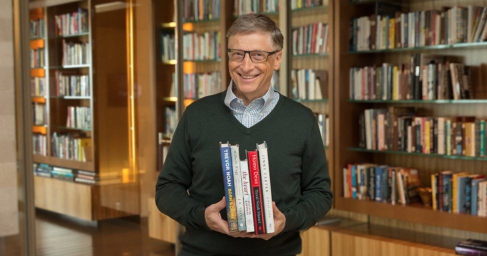 Diese 5 Bücher empfiehlt Bill Gates als Sommerlektüre t3n.de/news/5-buecher…