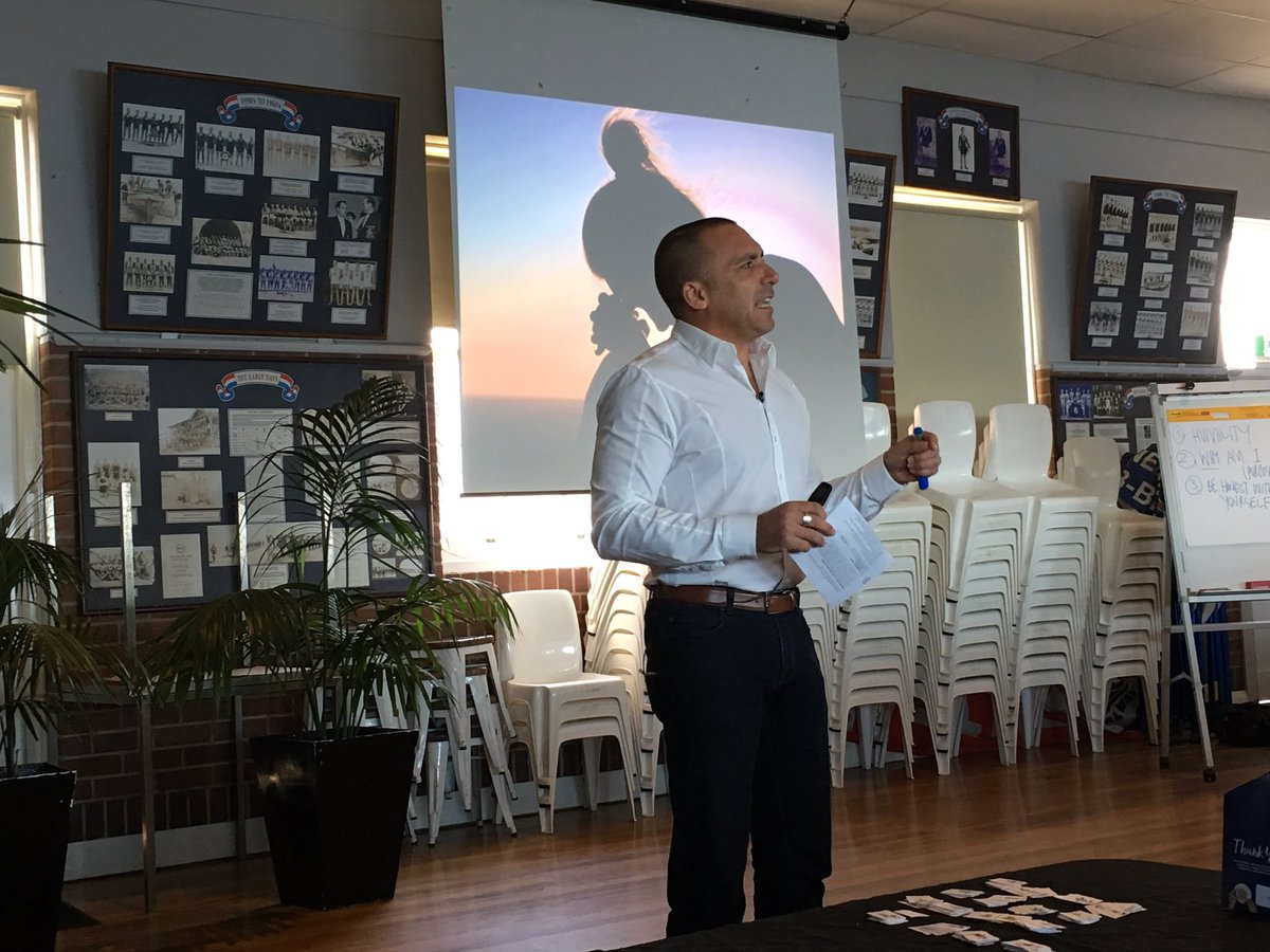 squibcomms's tweet image. Learning about the importance of self-knowledge for realising your greatest self from @GeoffCrews @hunteryoungprof #discoveryourxfactor