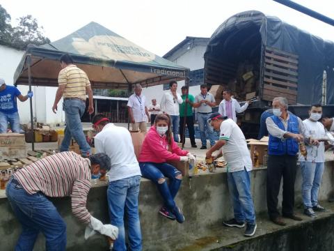 GobdelCauca's tweet photo. Se llevó a cabo la destrucción de licores decomisados por parte de la Oficina de Rentas del Departamento del Cauca
https://t.co/2uhLOCicX0 https://t.co/IuH4UAukvH