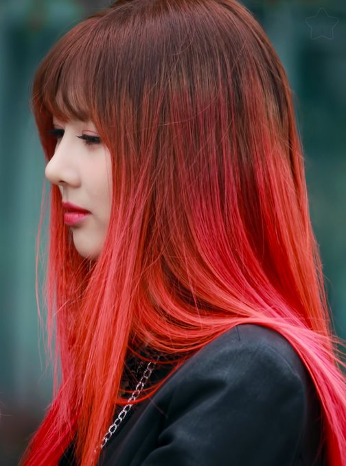 DAn1Q2pWAAAw95C.jpg:small