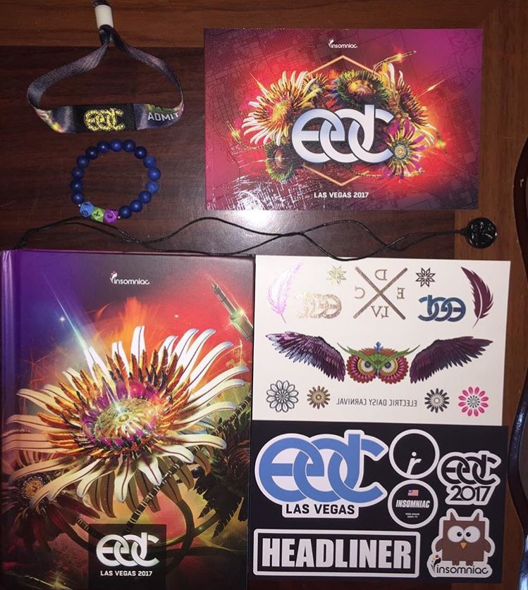 RaversMeeting's tweet photo. ¿Ya vieron los kits de @EDC_LasVegas ? 📦😍🙌🏼🎶💎💌📿 https://t.co/wkzFRouihB