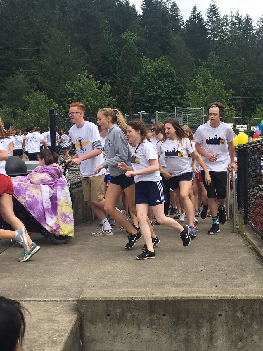 Issaquah High tweet media