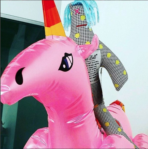 DammitDolls's tweet photo. You know what today is? 🐫🐫🐫🐫🐫  #HUMPDAY  #Wednesday #regram: Meg Youtkus https://t.co/z2OGPMgBhM