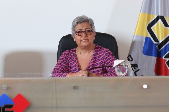 PartidoPSUV's tweet photo. Constituyente en julio y regionales en diciembre https://t.co/q3aGBVdvWw #VenezuelaAElecciones https://t.co/4P1crmGC1q