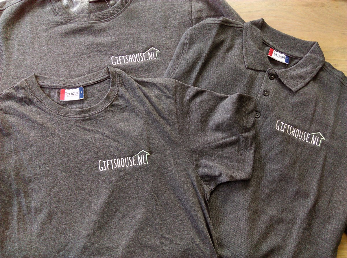 Giftshousenl's tweet image. Van de week hebben we shirts met logo ontvangen van @StraversWW. Deze zomer zijn we te vinden op tal van braderieën in Gelderland! 😁