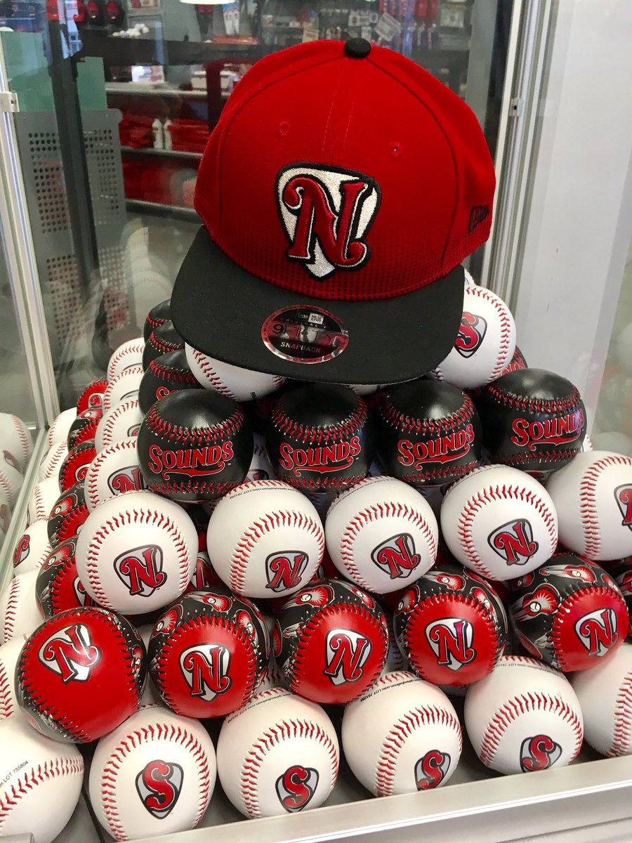 soundsproshop's tweet photo. New lid alert!! The sweet @NewEraCap SnapBack is available in adult and youth sizes. Available at the Pro Shop or online. #GetSnappy https://t.co/8L4qVo7JJz