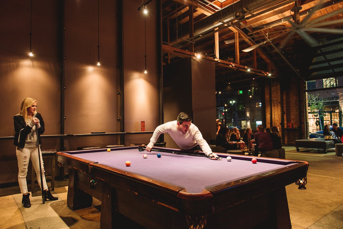 Pool and pizza? Yes please!