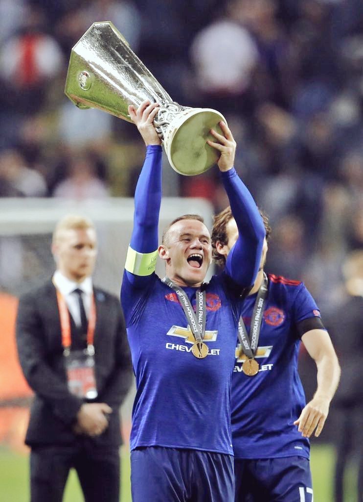 Wayne Rooney at Manchester United: 559 games
253 goals
16 trophies
13 seasons
#Legend #MUFC