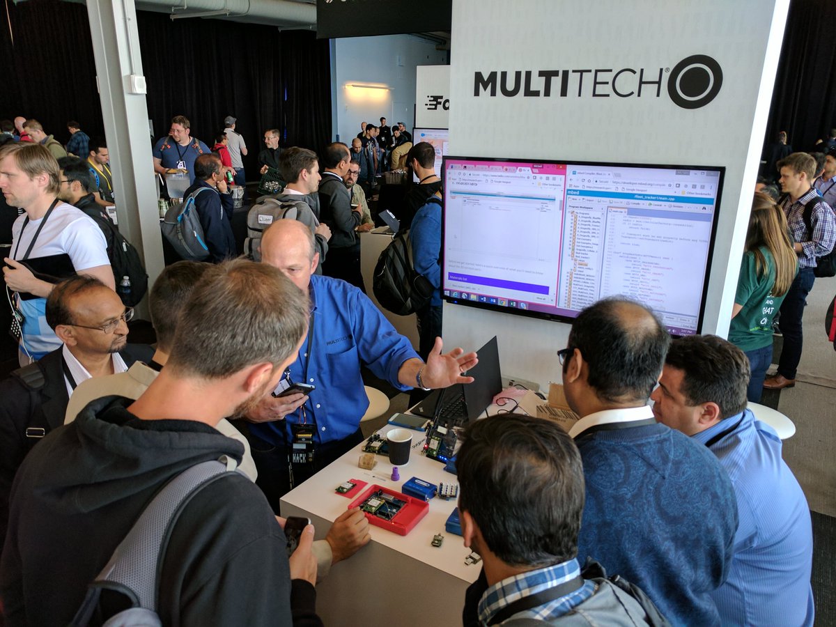 JoinedWorld's tweet image. #MultiTechSys Michael in the thick of it at #Signalsconf17